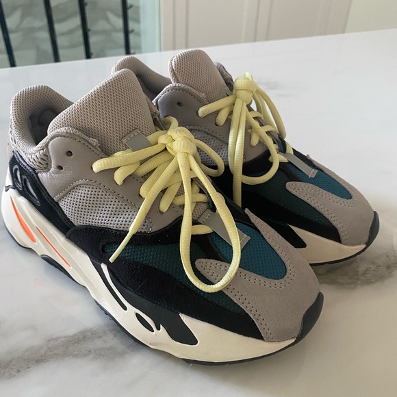 Adidas Yeezy Boost 700 Wave Runner - Picture 3 of 7